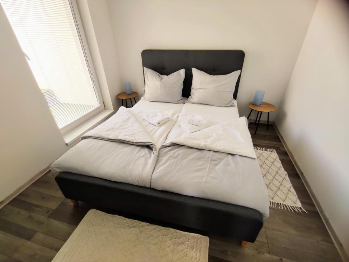Comfort Apartment For 6 & Loggia & Free Parking Ζιλίνα Εξωτερικό φωτογραφία