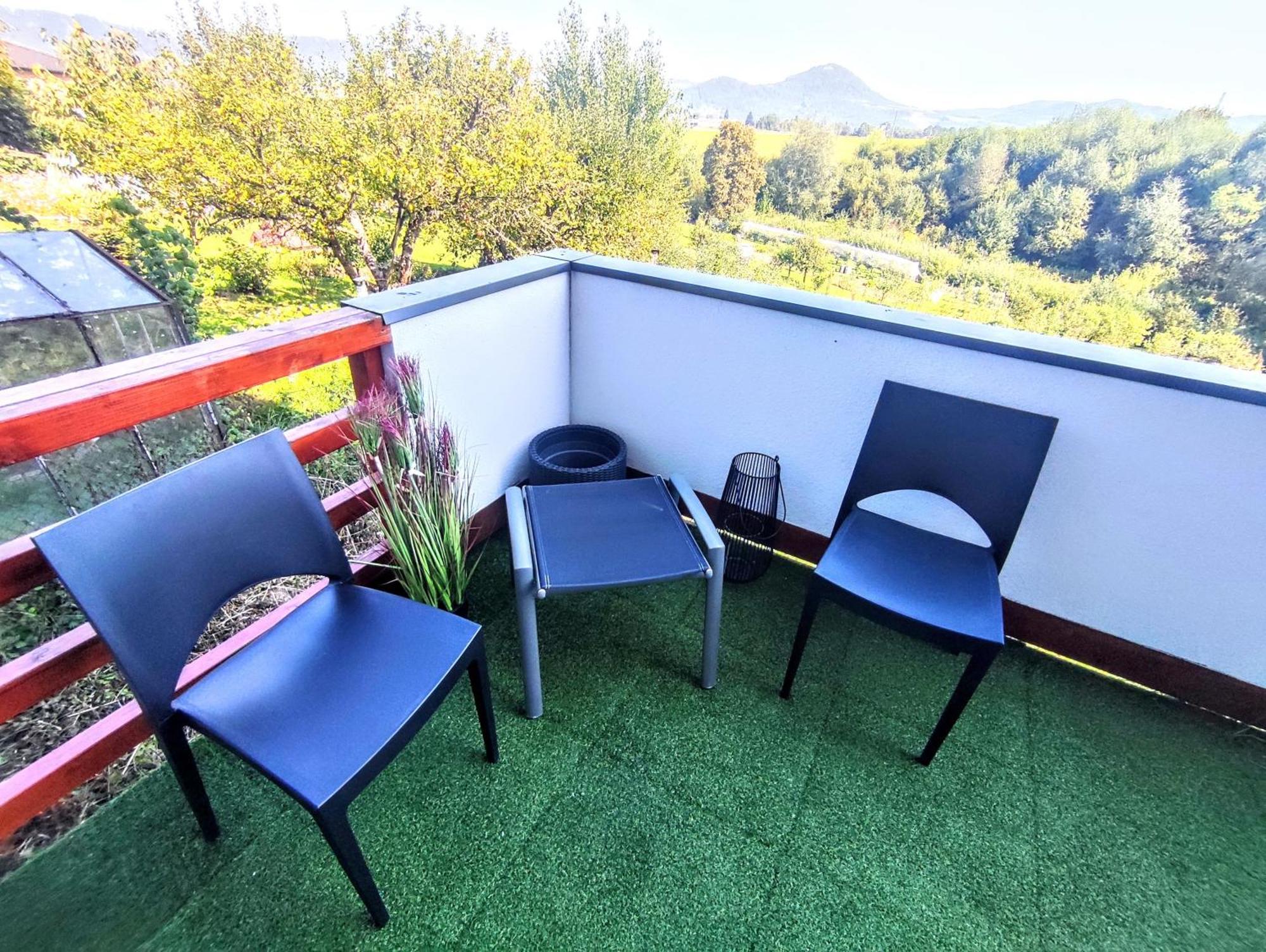 Comfort Apartment For 6 & Loggia & Free Parking Ζιλίνα Εξωτερικό φωτογραφία
